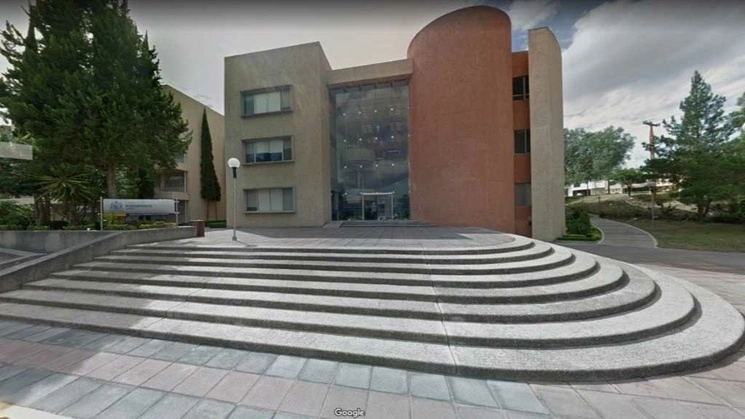 El pasado 1 de junio, autoridades de la casa de estudios aseguraron que con la actual reubicación del material resguardado en la biblioteca se busca restructurar áreas del Centro de Información en Investigación y Posgrado (CIIP). Foto La Jornada 