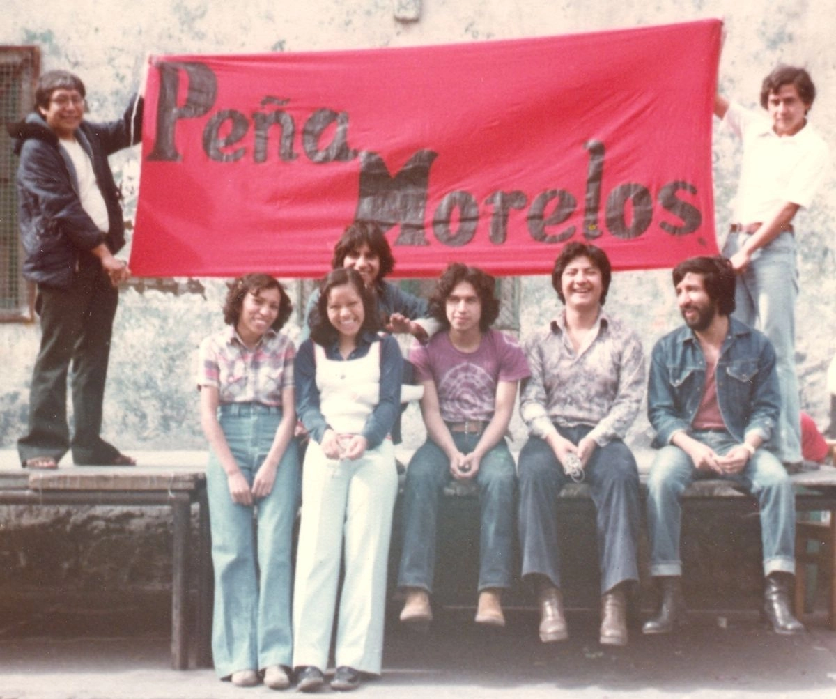 Al contrario de las peñas folklóricas de esos años, la peculiaridad que tenía la Peña Morelos, que así fue nombrada en su nueva locación en el año de 1976, era que la mayoría de sus eventos se realizaban en la calle de manera gratuita. Foto