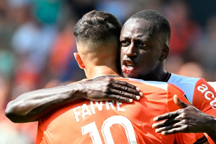 Romain Faivre del Lorient anotó en tiempo agregado el gol que puso el 2-2 definitivo ante Mónaco, en la fecha cinco de la League 1. Foto Afp