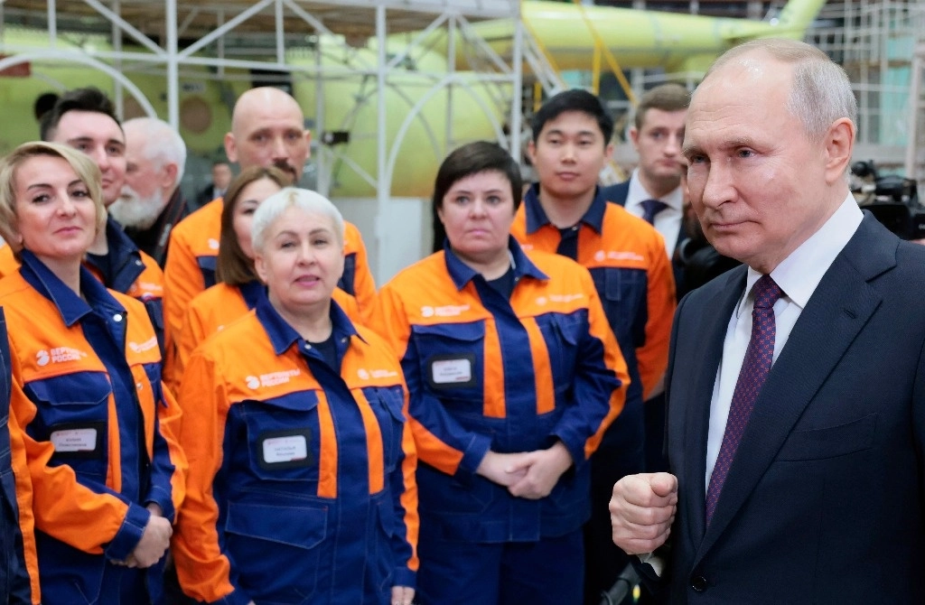 El presidente Vladimir Putin afirmó que lo que estaba en juego en Ucrania era la propia existencia de Rusia como Estado. Foto Kremlin, vía Ap 
