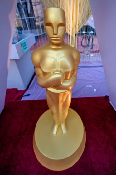 El año pasado, por ejemplo, los dos premios de actuación de reparto fueron para dos actores negros, Regina King y Mahershala Ali, que además es musulmán. Foto Afp