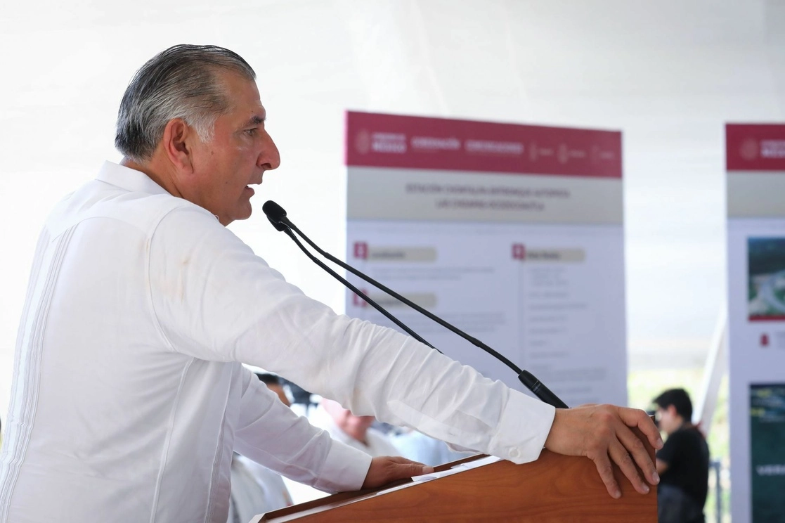 El secretario de Gobernación, Adán Augusto López Hernández, durante la inauguración de la carretera Choapas-Ocozocoautla, el 21 de enero de 2023. Foto Cuartoscuro