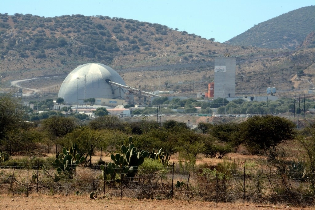 Ejidatarios aseguran que la empresa minera Peñoles-Fresnillo, ubicada en Zacatecas no ha cumplido acuerdos. Foto La Jornada