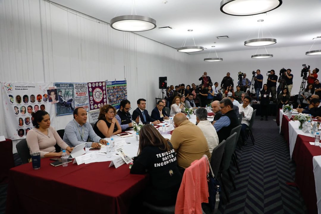 Por la secrecía de las investigaciones, la dependencia federal anticipó que el desarrollo del diálogo será en privado, sin la presencia de medios de comunicación.