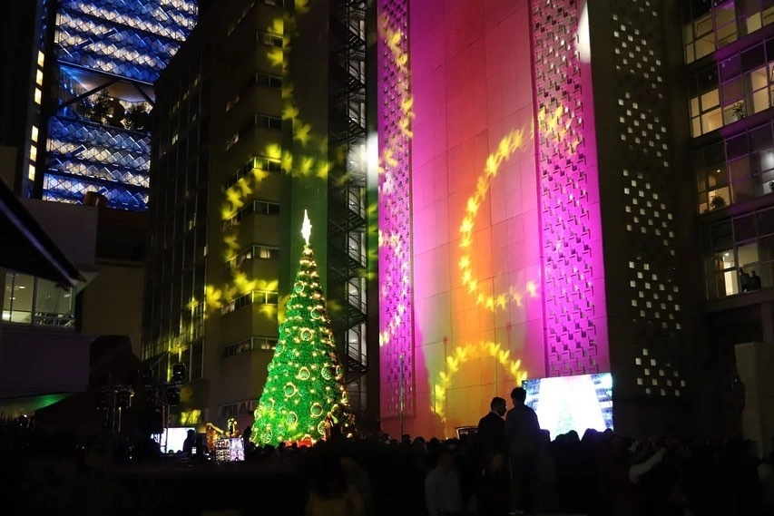 Encendido del Árbol Navideño en las instalaciones del Instituto Mexicano del Seguro Social. Foto IMSS
