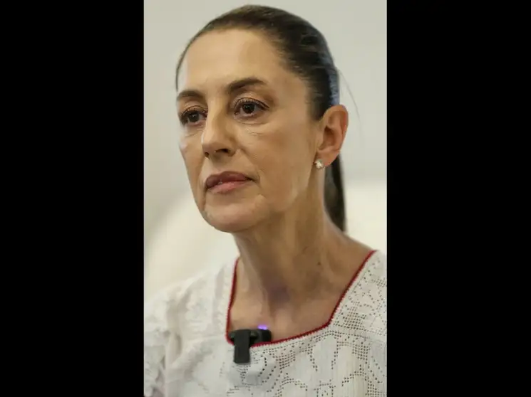 “Las experiencias en el gobierno te hacen madurar. Sí soy diferente a la Claudia que entró en 2018, pero en esencia soy la misma persona en sus convicciones, y he aprendido mucho”, expuso en entrevista con ‘La Jornada’. Consideró que hay que afianzar el debate de la reforma al Poder Judicial y mantener a la Sedena en la consolidación de la Guardia Nacional. Foto Marco