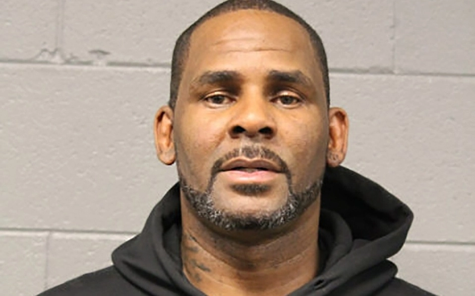 R. Kelly fue encarcelado en Nueva York en anticipo a su juicio por tráfico sexual previsto para agosto. Foto Afp / Archivo 