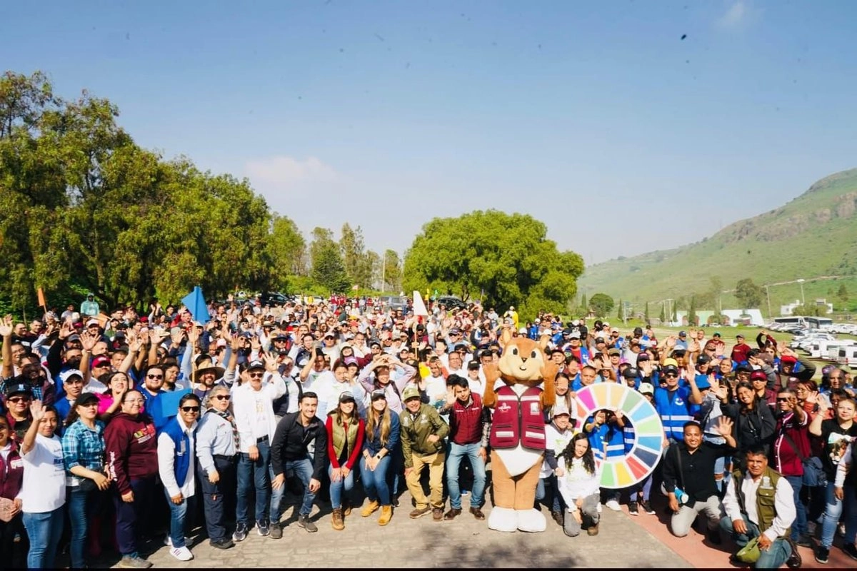 La campaña de reforestación “Sembrando Vida, Cosechando Futuro”, involucró a 3 mil 200 voluntarios en 30 jornadas masivas. Foto 