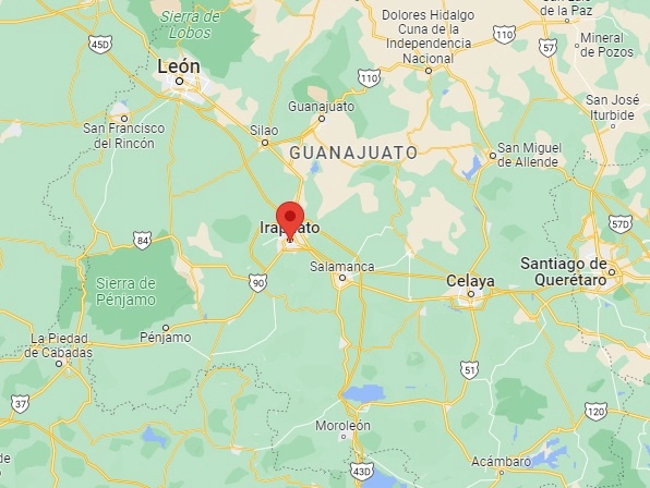 En un predio de una colonia de la ciudad de Irapuato encontraron 52 bolsas de plástico con fragmentos de cuerpos humanos. En nueve municipios del estado de Guanajuato han sido localizados 372 cuerpos que estaban en fosas clandestinas. Imagen tomada de www.google.com.mx/maps/