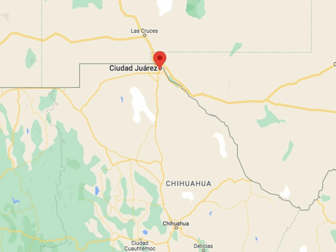 La Secretaría de Seguridad Pública Municipal de Ciudad Juárez localizó los cuerpos de tres hombres y una mujer desmembrados en el interior de una camioneta. Esta es la segunda masacre de este tipo en lo que va de la semana. Imagen tomada de Google Maps