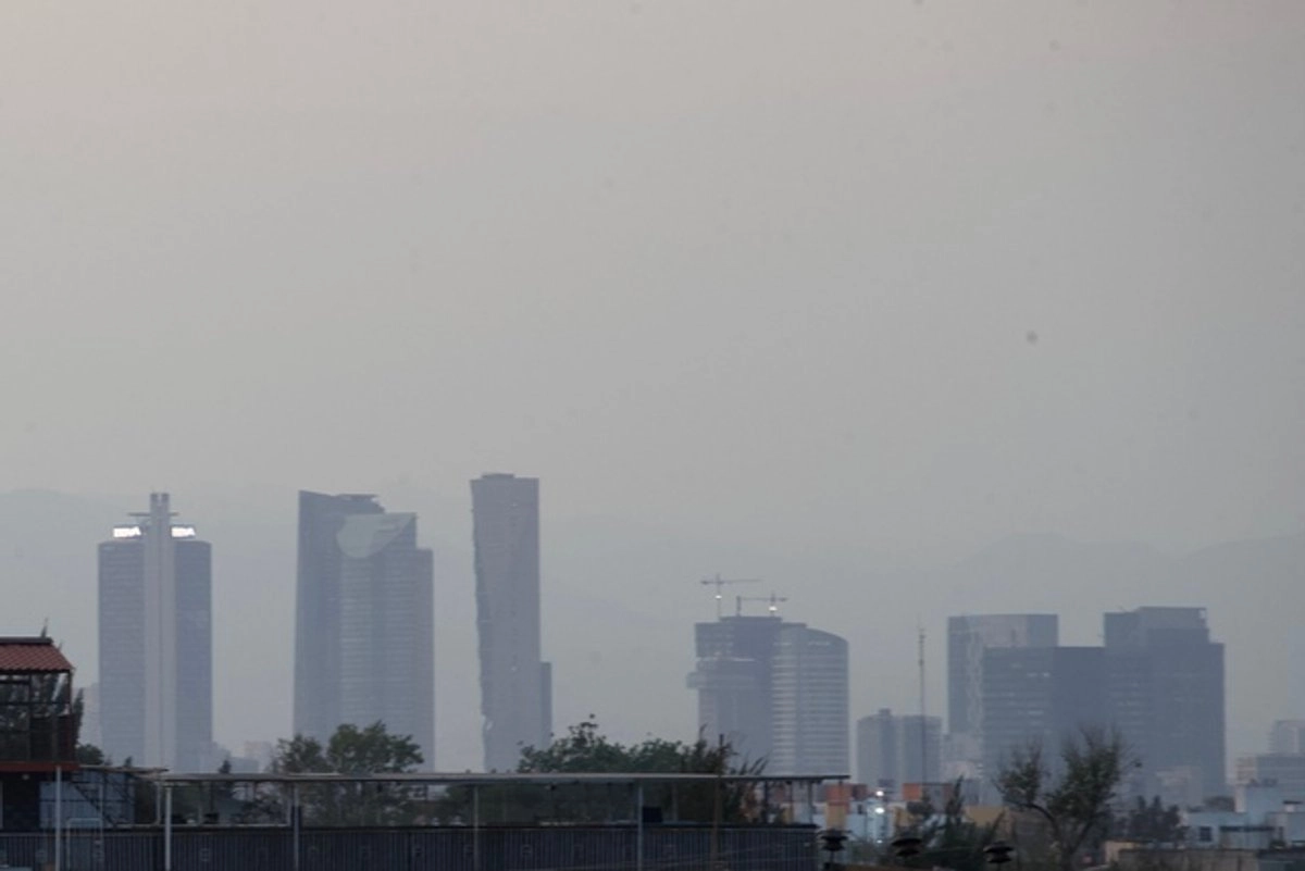  A partir del 2026, se ajustará la norma oficial de calidad del aire para reducir los parámetros que miden la contaminación y prevenir contingencias. Foto 