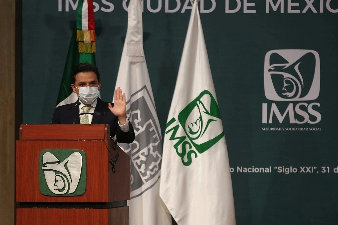 El titular del IMSS, Zoé Robledo. Foto José Antonio López / Archivo

