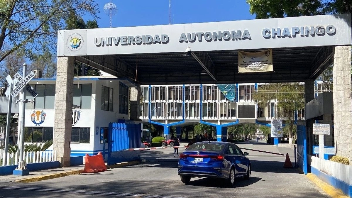 En su denuncia interpuesta por las autoridades de rectoría se tergiversaron los hechos, e inventaron lesiones de trabajadores, e iniciaron una querella penal contra los seis profesores, las dos alumnas y el ayudante de investigación, expusieron los afectados.