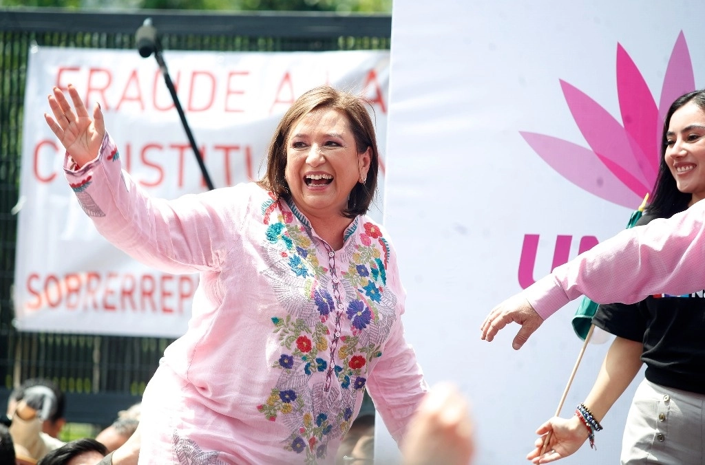 Entre deseos de buena suerte y críticas, la ex candidata presidencial del PAN, PRI y PRD, Xóchitl Gálvez publicó en redes sociales una carta dirigida a Claudia Sheinbaum, quien hoy rinde protesta como presidenta constitucional de México. Imagen del 11 de agosto de 2024. Foto Cristina Rodríguez