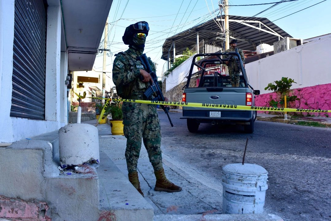 Omar García Harfuch, aseveró que en este periodo se detuvo a más de 20 mil personas por delitos de alto impacto, se aseguraron 154 toneladas de droga y más de 10 mil armas de fuego.
