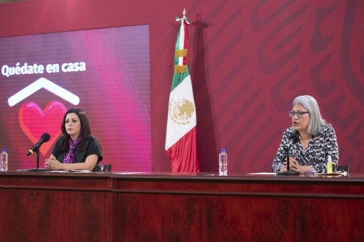 Ana Bárbara Mungaray Moctezuma, coordinadora de Pronafim, y Graciela Márquez Colín, secretaria de Economía. Foto Presidencia/ Archivo