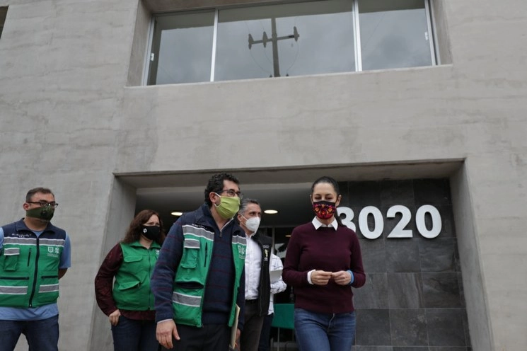 Claudia Sheinbaum, Jefa de Gobierno de la CDMX, entregó un edificio ubicado en Canal de Miramontes 3020, en Coyoacán, el cual fue rehabilitado luego de sufrir daños por el sismo del 19 de septiembre de 2017. Foto Roberto García Ortiz