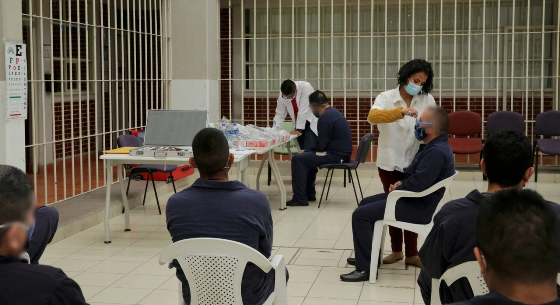 Este jueves arrancó la segunda jornada de Beneficencia de la Secretaría de Salud en Centros Penitenciarios de la CDMX. Foto cortesía Subsecretaría de Sistema Penitenciario