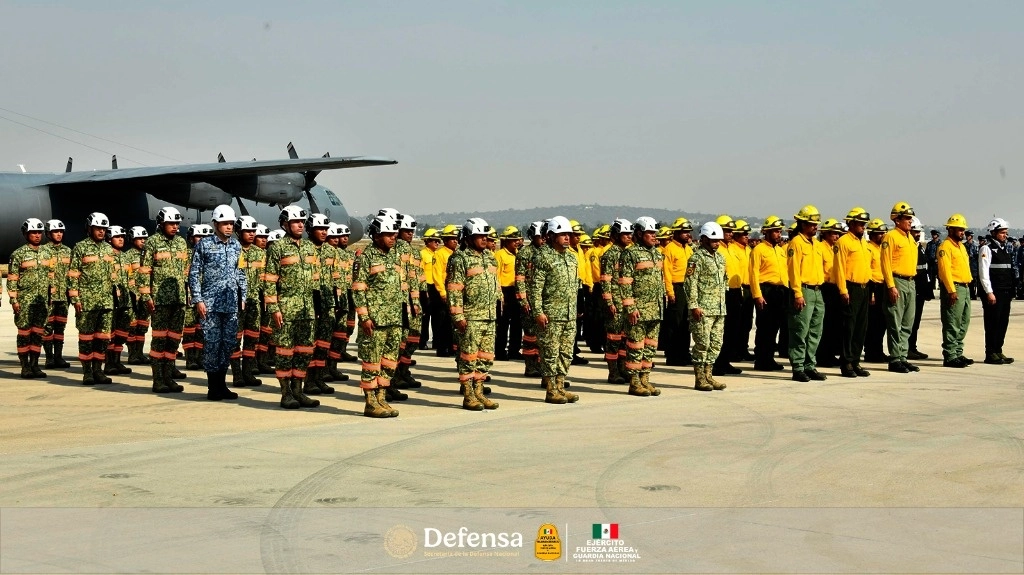 La Sedena condecoró a más de 200 militares en áreas como el trabajo social, tecnología, salud y deporte. Foto @SEDENAmx