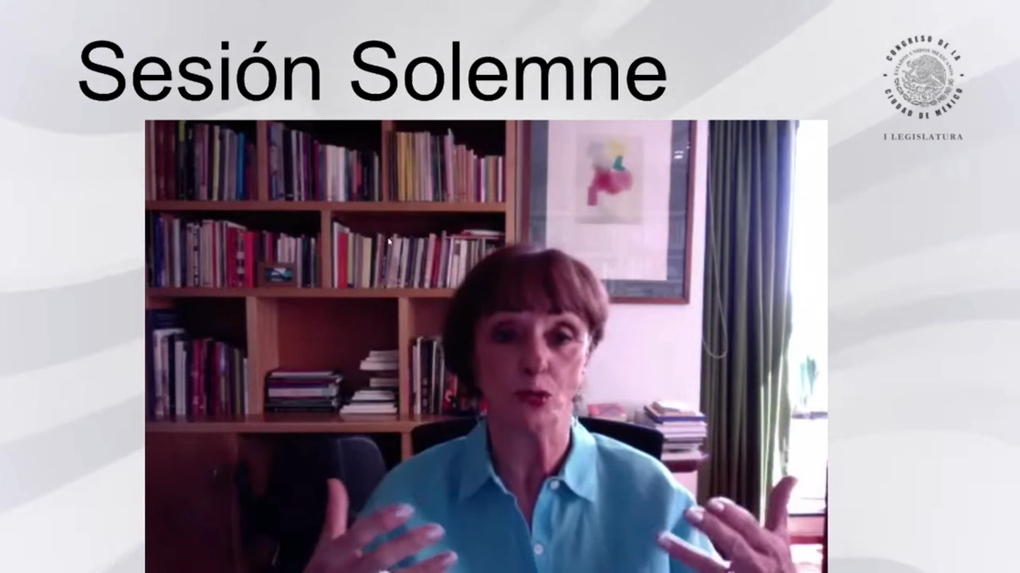 La cronista Ángeles González. Foto cortesía