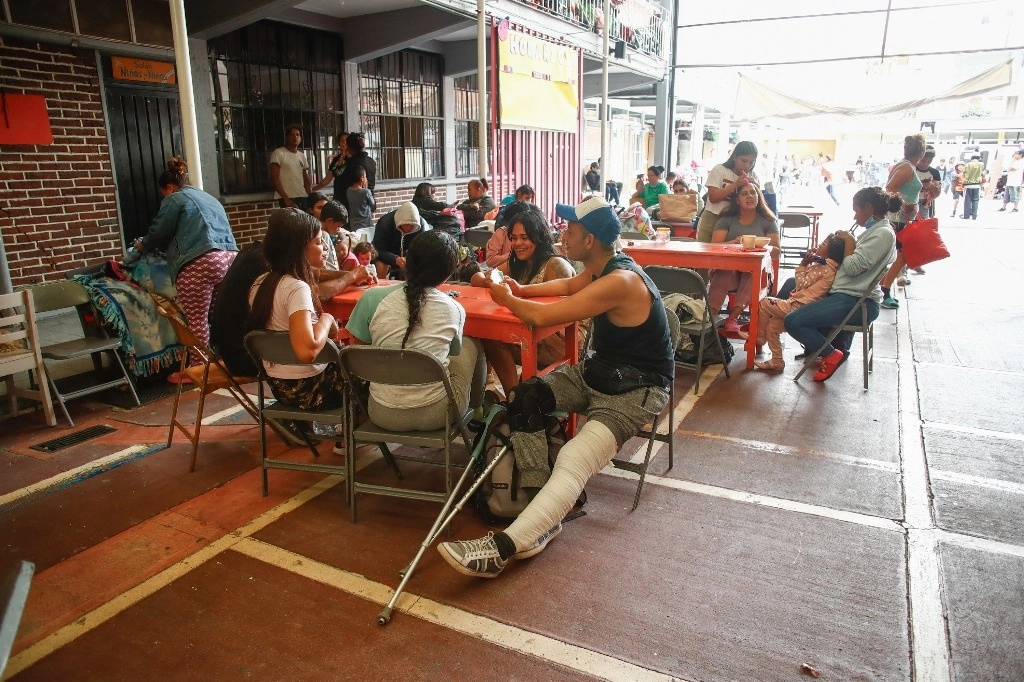 Migrantes en el albergue Cafemin, en la Ciudad de México en imagen del 17 de febrero de 2024. Foto Víctor Camacho