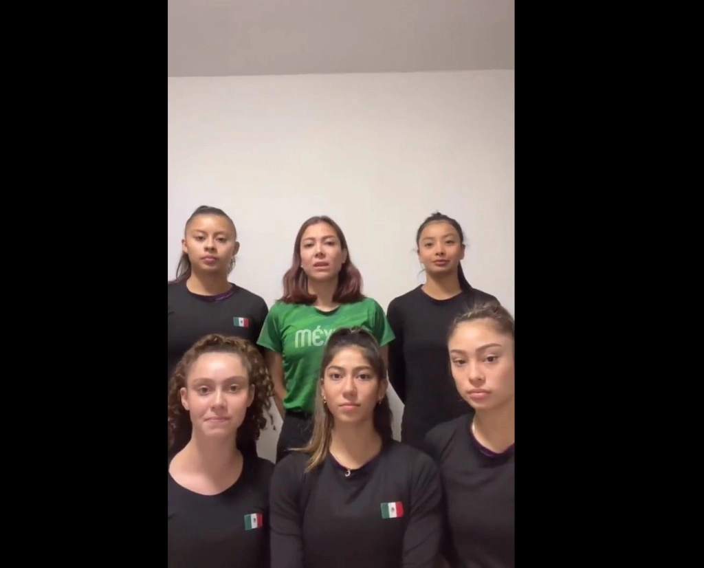Kimberly Salazar,  Adirem Tejeda, Julia Gutiérrez, Dalia Alcocer, Sofía Flores y la entrenadora explicaron la complicada situación por la que pasan. Imagen tomada de X, antes Twitter