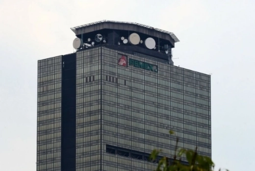 Torre de Pemex en la Ciudad de México. Foto Roberto García Ortiz / Archivo