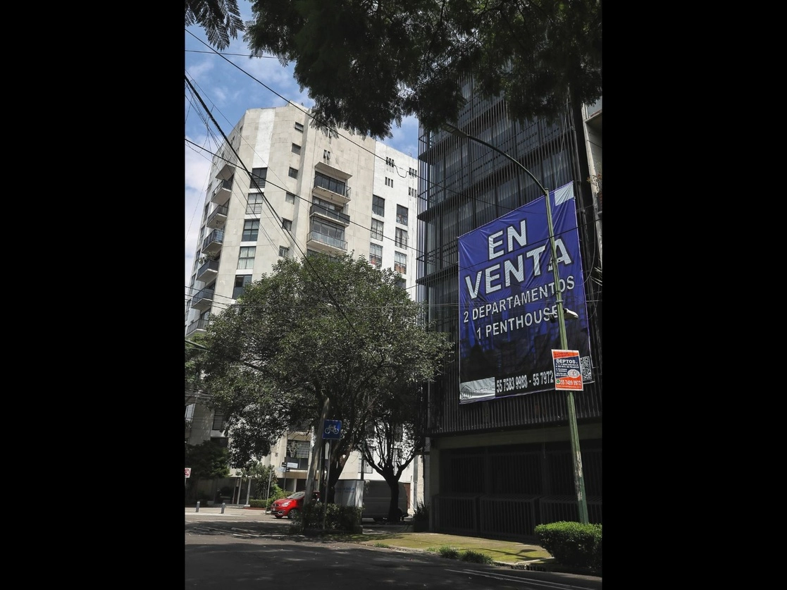 Uno de los objetivos de la reforma es dar solución a la problemática de endeudamiento que tienen miles de personas trabajadoras, empezando por las más desfavorecidas o en condiciones de vulnerabilidad. Foto Marco Peláez / Archivo 