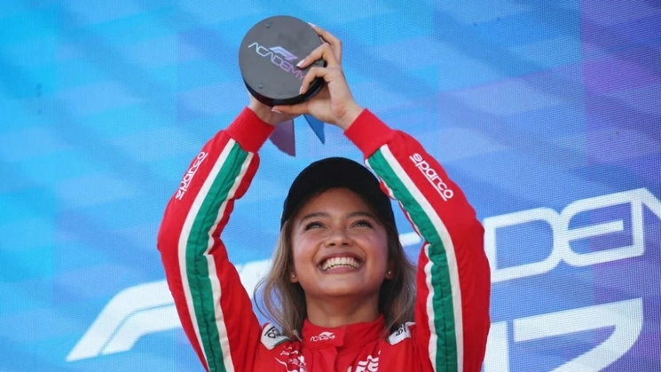 Bianca Bustamante, piloto de la F1 Academy. Foto tomada del Twitter @f1academy / Archivo