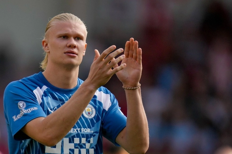El noruego Erling Haaland fue banca en el último duelo de la Liga Premier de la temporada. Foto Ap
