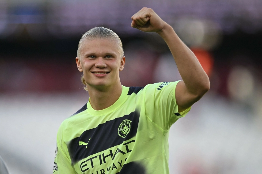 Erling Haaland del Manchester City anotó los goles del partido ante West Ham en la fecha uno de la Liga Premier. Foto Afp