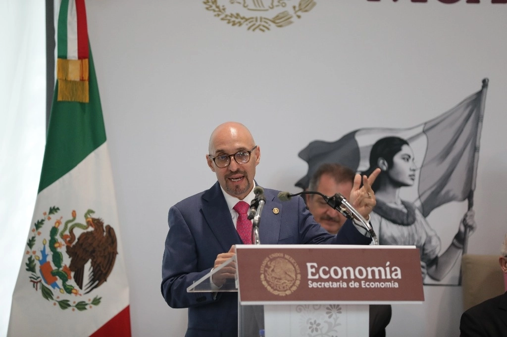 Octavio de la Torre señaló que están trabajando con las secretarías de Economía y de Relaciones Exteriores para evitar que se impongan aranceles espejo en caso de que el presidente electo de EU, Donald Trump, las concrete cuando asuma su mandato. Imagen del 8 de noviembre de 2024. Foto Jair Cabrera