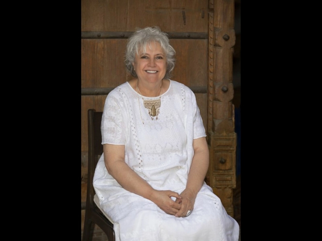 En 13 textos, la autora comparte lo que ha atestiguado en 72 años de vida. Foto Roberto Melo / Penguin Random House