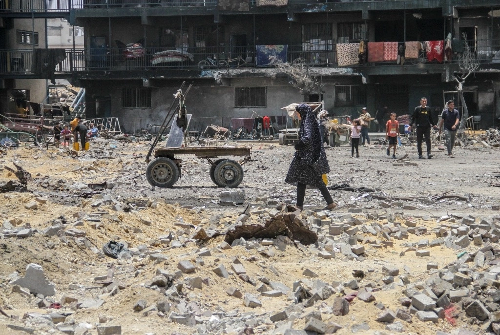 Edificios destruidos en el campamento de Jabalia, en el norte de la Franja de Gaza, el 3 de junio de 2024. Foto Xinhua
