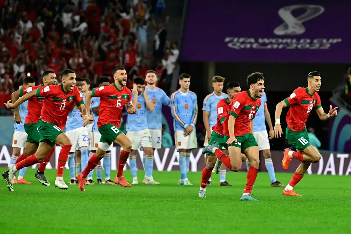 Es la primera ocasión que Marruecos alcanza los cuartos de final de la Copa del Mundo, siendo el único equipo en esta ronda que no es ni europeo ni sudamericano. Foto Afp