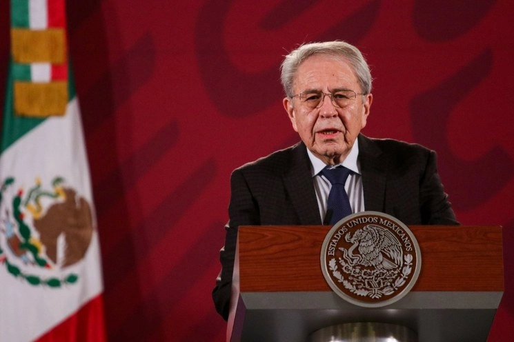 El secretario de Salud, Jorge Alcocer Varela, durante la conferencia presidencial matutina en Palacio Nacional, en la Ciudad de México, el 18 de agosto de 2020. Foto Cuartoscuro