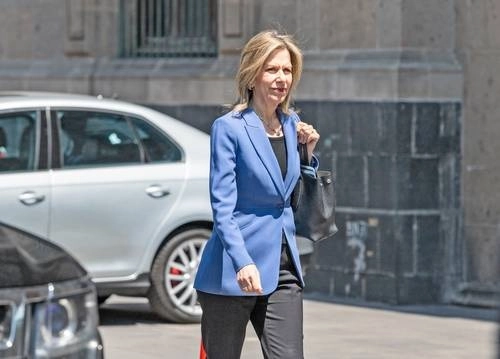 Este será el tercer encuentro entre ambos en lo que va del año. En la imagen, la funcionaria de EU a su llegada a Palacio Nacional en una de las ocasiones anteriores. Foto Pablo Ramos / Archivo