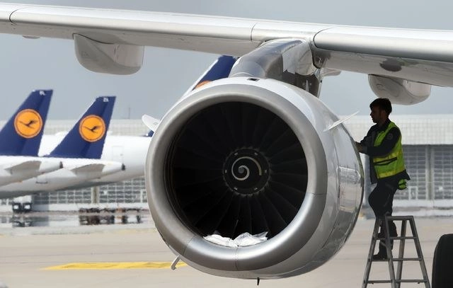La compañía aérea Lufthansa y el gobierno alemán acordaron un plan de salvación de 9 mil millones de euros. Foto Afp 