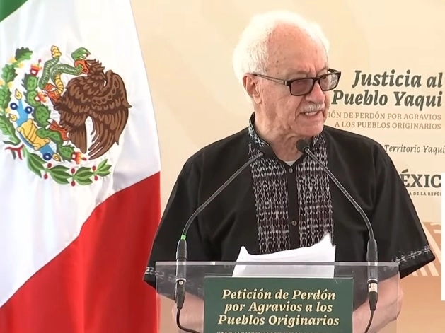 El ex director del Instituto Nacional Indigenista, Salomón Nahmad Sittón durante su mensaje. Fotograma tomado del video emitido por el Gobierno de México