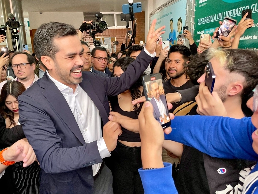 Jorge Álvarez Máynez, candidato presidencial de MC. Foto Roberto García Ortiz