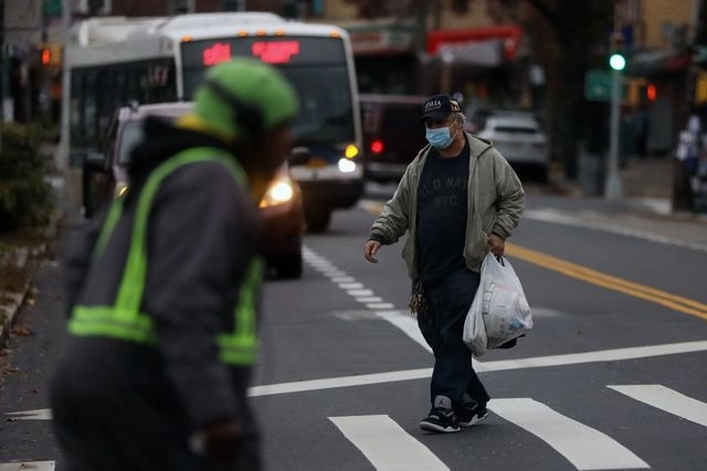 El distrito de Staten Island es donde más casos positivos de Covid-19 se han registrado en el estado de Nueva York. Foto Afp