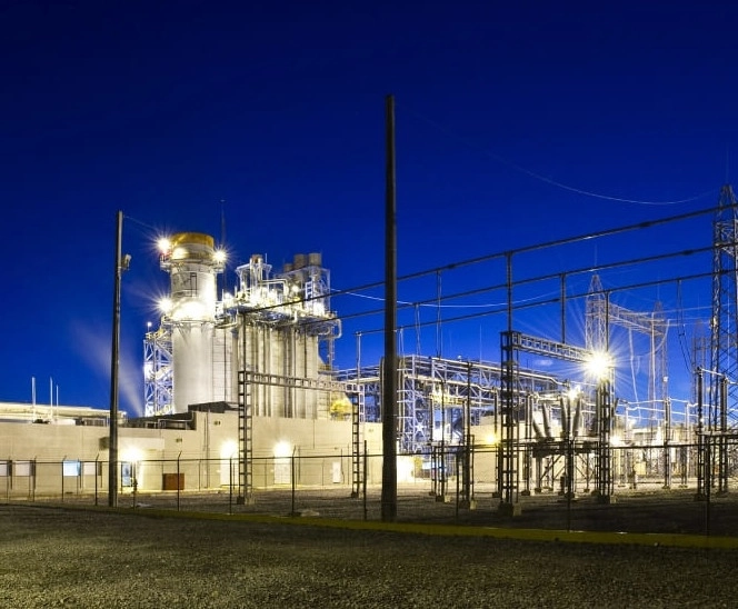 Saavi Energía, que desde 2018 era propiedad de Actis, cuenta con seis centrales de ciclo combinado (la imagen, en Campeche), un parque eólico y tres estaciones de compresión gas. Foto tomada de www.saavienergia.com / Archivo