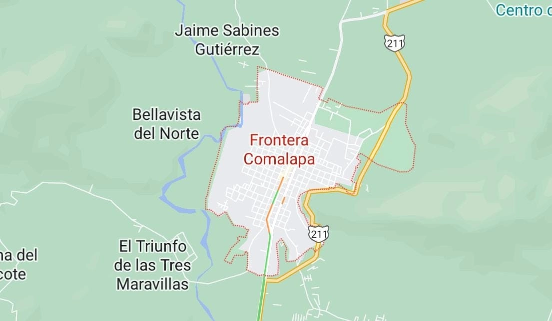 Una mujer y sus tres hijos resultaron lesionados al explotarles una granada aparentemente abandonada, en el municipio de Frontera Comalapa, Chiapas. Imagen de Google Maps