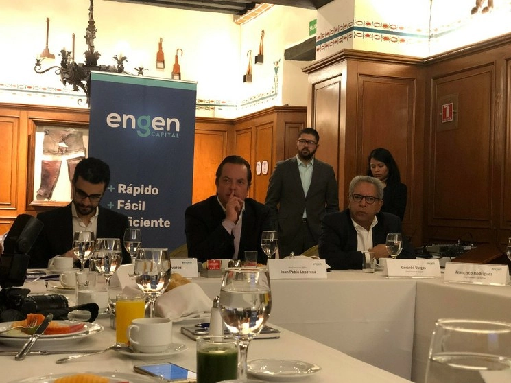 Juan Pablo Loperena, director ejecutivo de Engen Capital, aseguró que el año pasado la incertidumbre y la desaceleración económica fueron los principales factores que causaron una menor demanda de crédito por parte de las Pymes. Foto Julio Gutiérrez