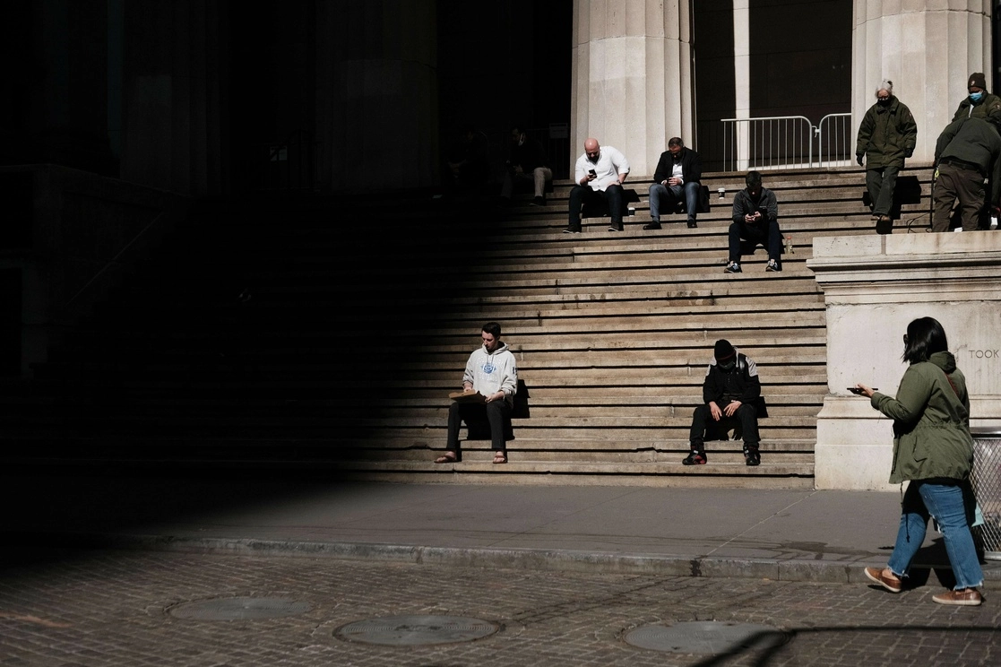 Se destinarán aproximadamente 400 mil mdd en estímulos económicos para las familias con menores recursos e ingresos en EU. Foto Afp
