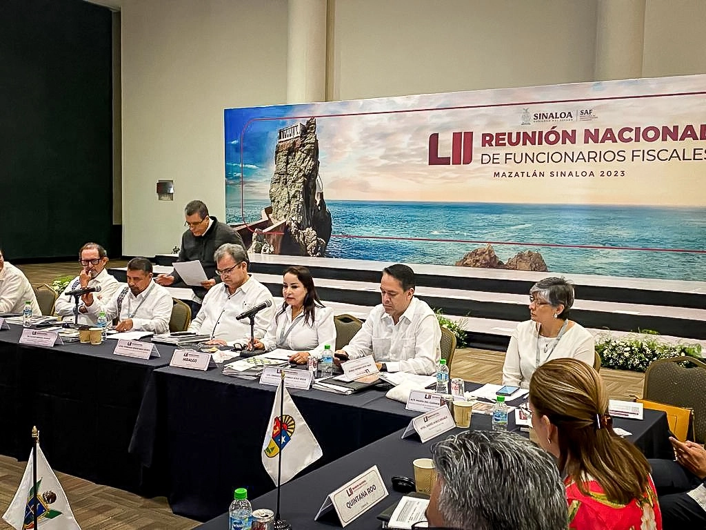 “Existe el firme compromiso de fortalecer el sistema fiscal mexicano", expuso Esther Ramírez Vargas.