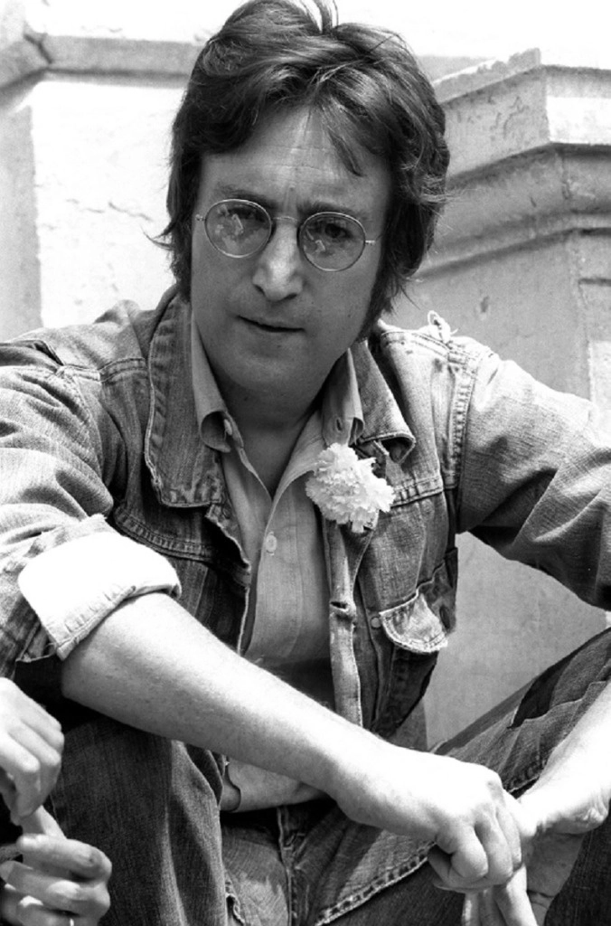 John Lennon fue asesinado por Mark David Chapman en Manhattan, EU, el 8 de diciembre de 1980. Foto Afp / Archivo