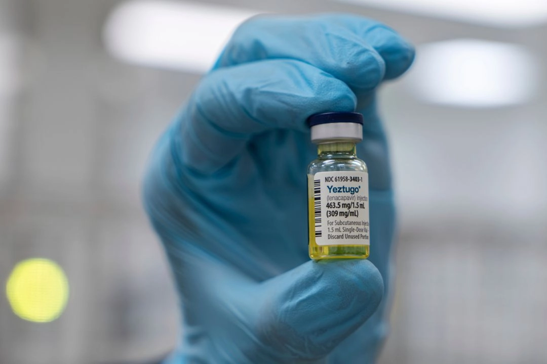 La Administración de Alimentos y Medicamentos de Estados Unidos aprobó un nuevo tratamiento para prevenir el VIH, anunció el laboratorio farmacéutico Gilead, que lo desarrolla. Foto Gilead Sciences vía 