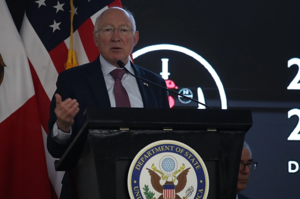 El embajador de EU en México, Ken Salazar. Foto Yazmín Ortega Cortés / archivo 