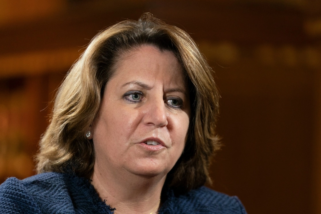 Lisa Monaco, subsecretaria de Justicia, resaltó que los piratas informáticos rusos son una amenaza grave a las infraestructuras esenciales de EU. Foto Ap